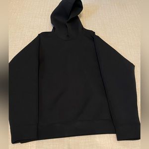 Men’s Uniqlo hoodie/sweatshirt. Size M
